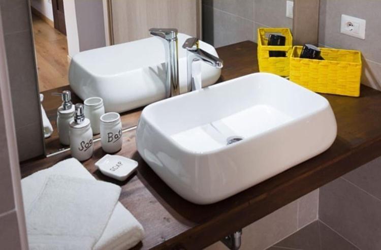 Il Gatto Stanco B&B アローナ エクステリア 写真